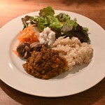 341317079 - キーマカレー