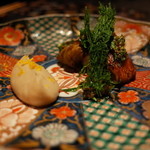 龍吟 - 北海道産 ”きんき” の焼き茄子包み ”蕗の薹醤油焼き” 炊き込んで煮崩したとろける ”海老芋” 2015.1.x