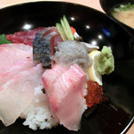 史丸亭 - 漁師の海鮮丼