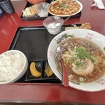 横浜飯店 - 