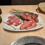 梅田 うしみつ - 