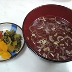 洋華 - 漬物と中華スープ