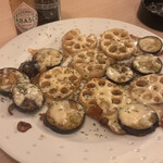 餃子屋とんぼ - なすとれんこんのチーズ焼き