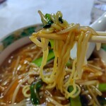 龍宮 - もやしラーメンのリフト