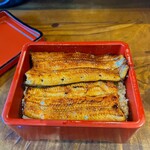 うなぎや せきの - デカい。それに分厚い