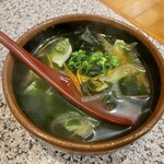 寿苑 - わかめスープ