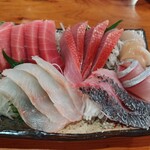 源八 - お薦め刺盛り。