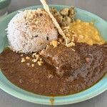 スパイスカレー モクロミ - 