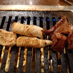 焼肉ホルモン ボンズ - 