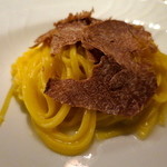 ファイ - 白トリュフのタヤリン　（ピエモンテ地方の手打細麺）