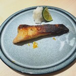 水産会社直営 魚右衛門 - ブリの西京焼き