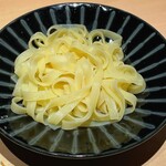 水産会社直営 魚右衛門 - 締めの麺