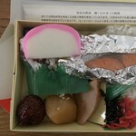 蒲田鳥久 - 鮭弁当