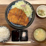 ロースカツ定食 修 - 鹿児島県産南州ナチュラル豚リブロース定食！