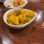 ソウルフードインディア - 美味しい！ポテトのホット&スパイシー炒め。少しパクチー入ってます。