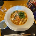 五右衛門 - 料理写真:冬野菜と魚介のトマトクリームスープ