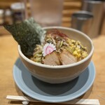 銀座 朧月 - オロチョン味噌並1150円＋麺0.5玉増し100円