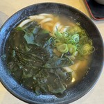 土俵うどん - わかめうどん500円