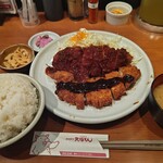 名古屋名物 みそかつ 矢場とん 栄セントライズ店 - わらじとんかつ定食