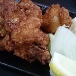 俺流居酒屋　絆 - 若鶏のからあげ