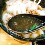 刀削麺 喜祥 - あっさりスープ
