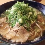 Ramenfuji - ネギ、もやし大盛りの醤油ラーメン♪