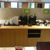 焼肉トラジ 京橋店 - ピビンバの他に3種類のライスと2種類のスープ、デザートコーナー