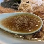 らーめん汐見軒 - 背脂醤油ラーメン800円+玉ねぎ50円