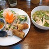 タン・カフェ - 