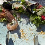 アマルフィイ デラセーラ - サラダとカルパッチョ、魚介が美味い！