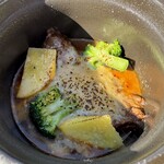 アマルフィイ デラセーラ - 次にホロホロな牛肉が入ってシチュー