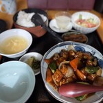 来々軒 - 黒酢酢豚定食