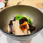 天ぷら 和 - 小鉢　イカと菜の花