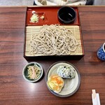 そば処 メリーアン - ざる蕎麦¥800 薬味おにぎり¥200