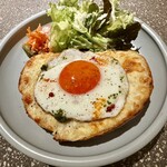 モール&ホソイコーヒーズ - 「クロックマダム」と呼ぶ、軽食。