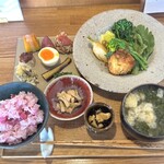伊勢外宮前料理店　cocotte山下 - 1月限定　朝ごはん　【旭笑】