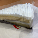 かっぱ寿司 - しっとりクリームケーキ 210円(税込)