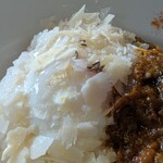 LAND - 温泉卵とチーズトッピング