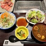 山形山　月島店 - 