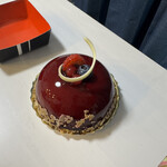 ル・ピノー 北堀江本店 - ベリーのレアチーズ