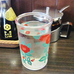 花水ラオシャン - お冷やのコップにも風情あり