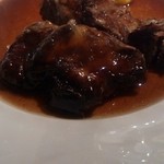 コート ドール - オックステールの赤ワイン煮