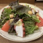 カッチャル バッチャル - たことひよこ豆のサラダ