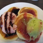 ノーザンテラスダイナー - パンケーキ(アイス2種、チョコ＆イチゴソース)