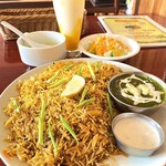 インドカレー スルチ - チキンビリヤニセット¥1050込(2025/8/下旬時点)