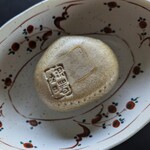 銀座 あけぼの - 料理写真:姫栗もなか(小倉あん)