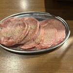 飛騨焼肉ホルモンぼたん - 