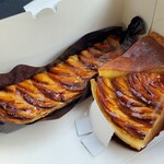 ピュイサンス - 奥から、タルトカンパーニュ、タルトフロマージュアルザシエンヌ、タルトポンム