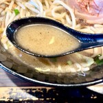 麺屋 燦鶴 - スープ