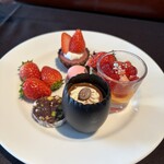 XEX ATAGO GREEN HILLS / Salvatore Cuomo Bros. - 